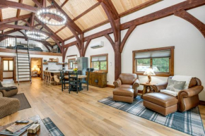 Bear Lodge, Waterfront Cabin Sutter Creek